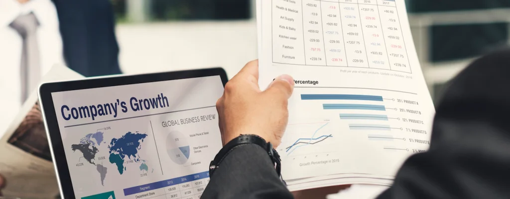 businessman-working-company-growth_53876-26232 businessman-working-company-growth_53876-26232